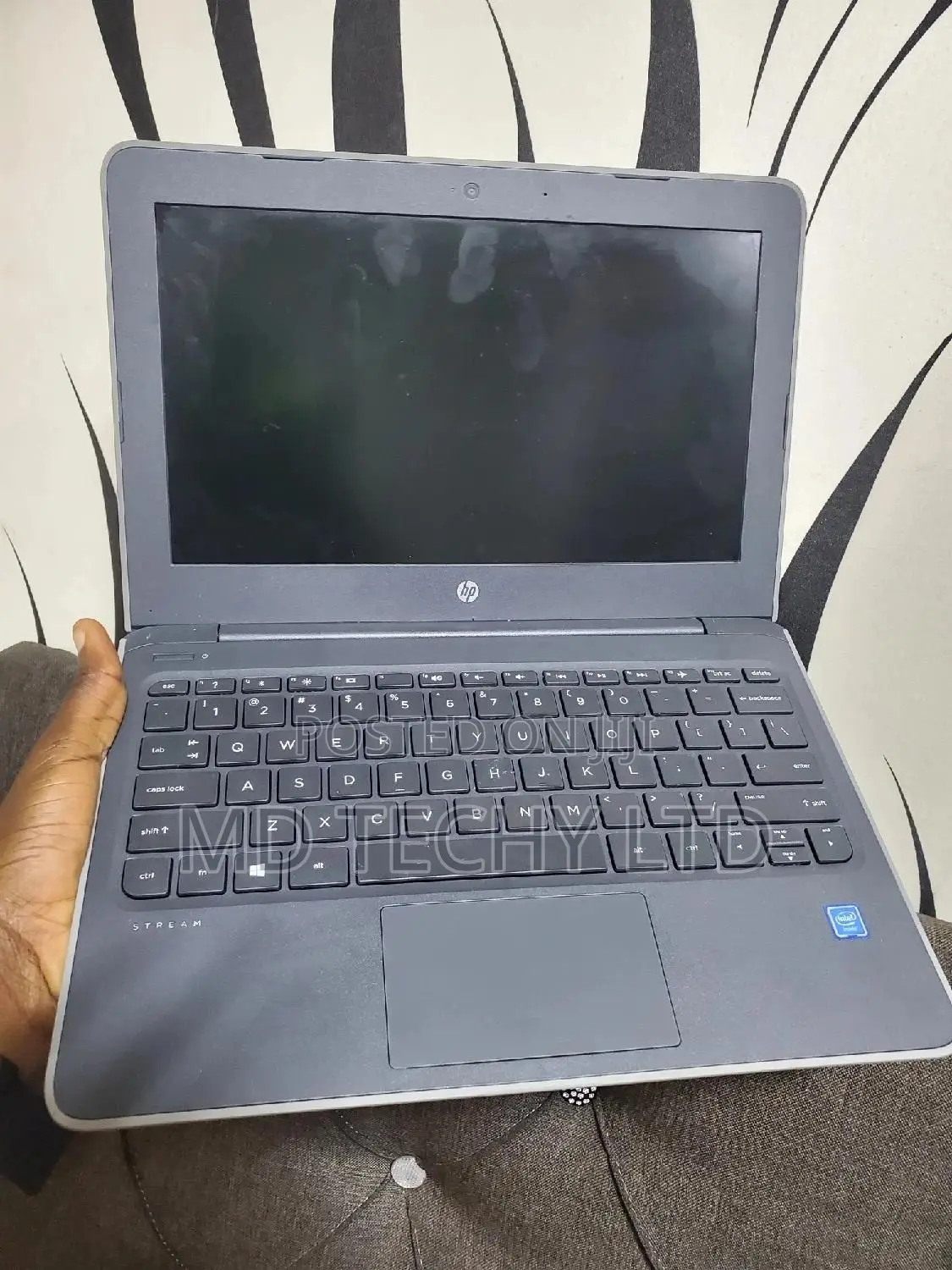 Laptop HP Stream 11 Pro G4 EE 4GB Intel Celeron SSD 60GB