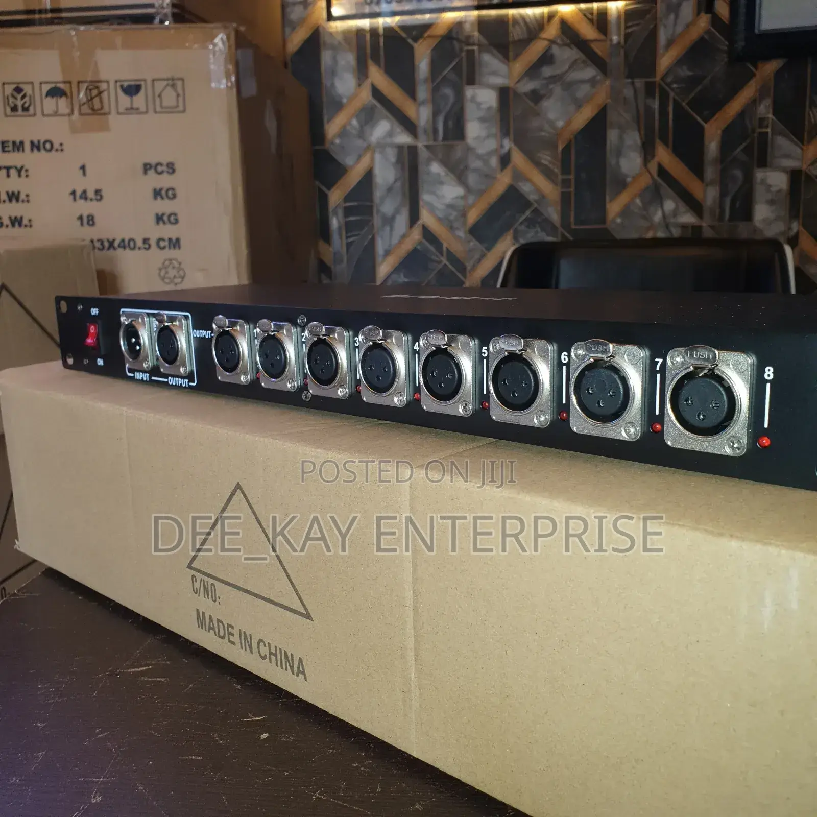 DMX Splitter 8 Channel Way