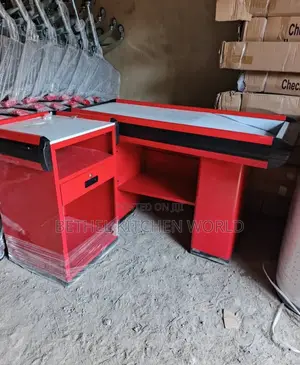 Cashpoint Table
