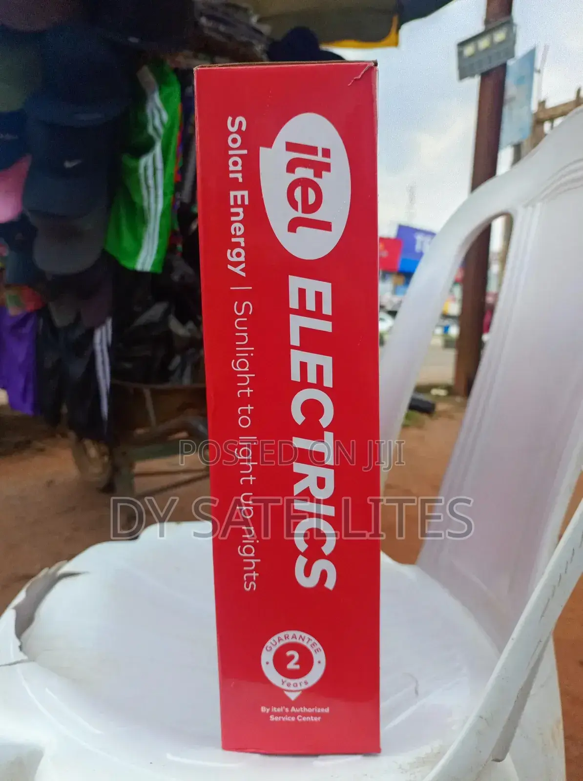 Itel 300 Watts Solar Streets Light