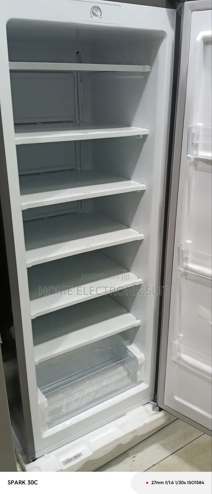 Hisense Standing Freezer 190 Liter