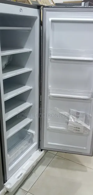 Hisense Standing Freezer 190 Liter