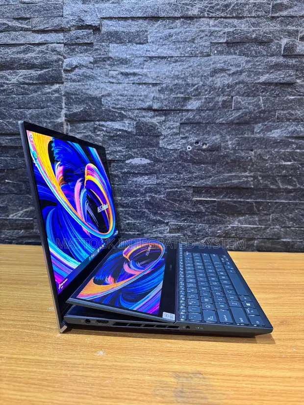 Laptop Asus Zenbook Duo 14 32GB Intel Core I9 SSD 1T in Ikeja