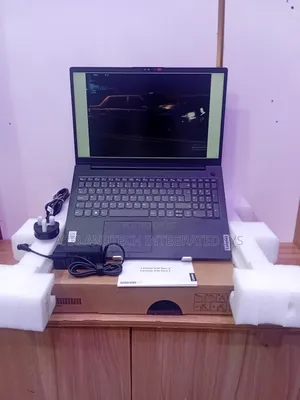 New Laptop Lenovo IdeaPad Z510 8GB Intel Core i3 SSD 256GB
