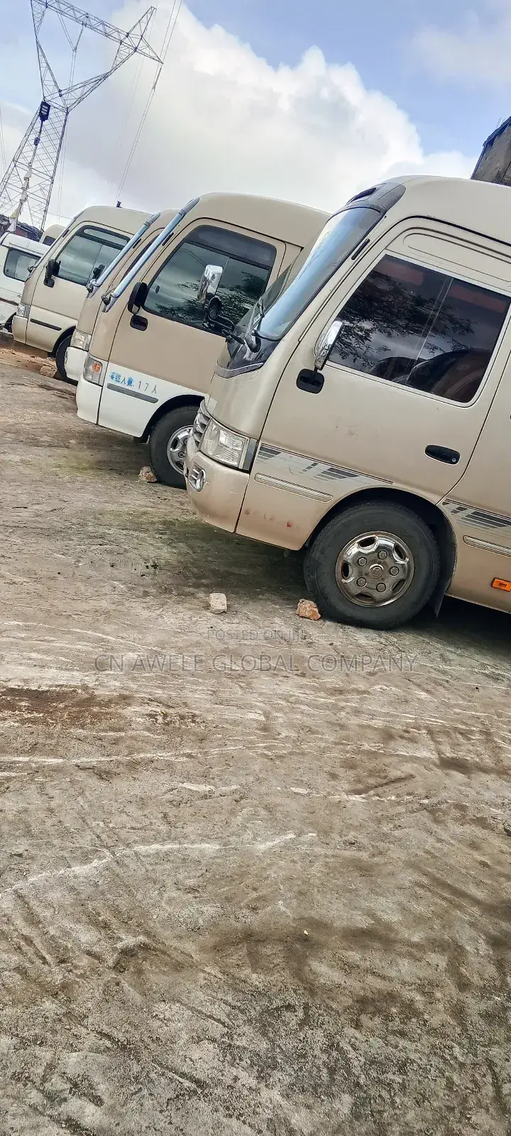 Toyota Coaster 2015 Gold
