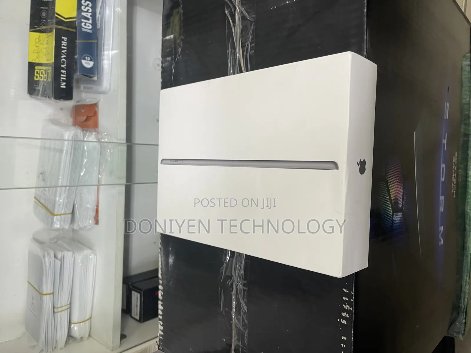 Apple iPad 9.7 64 GB Gray