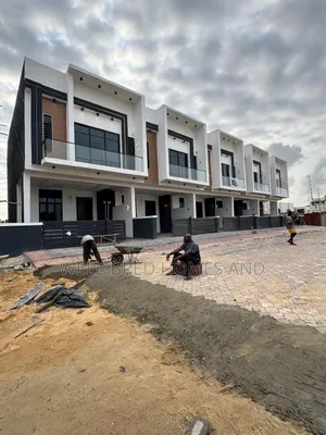 4bdrm Duplex in Ikota Lekki Lagos for sale