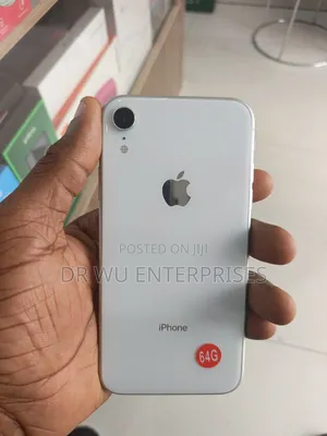 Apple iPhone XR 64 GB White