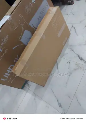 Samsung 32" Smart Tv With Wi-Fi Bluetooth