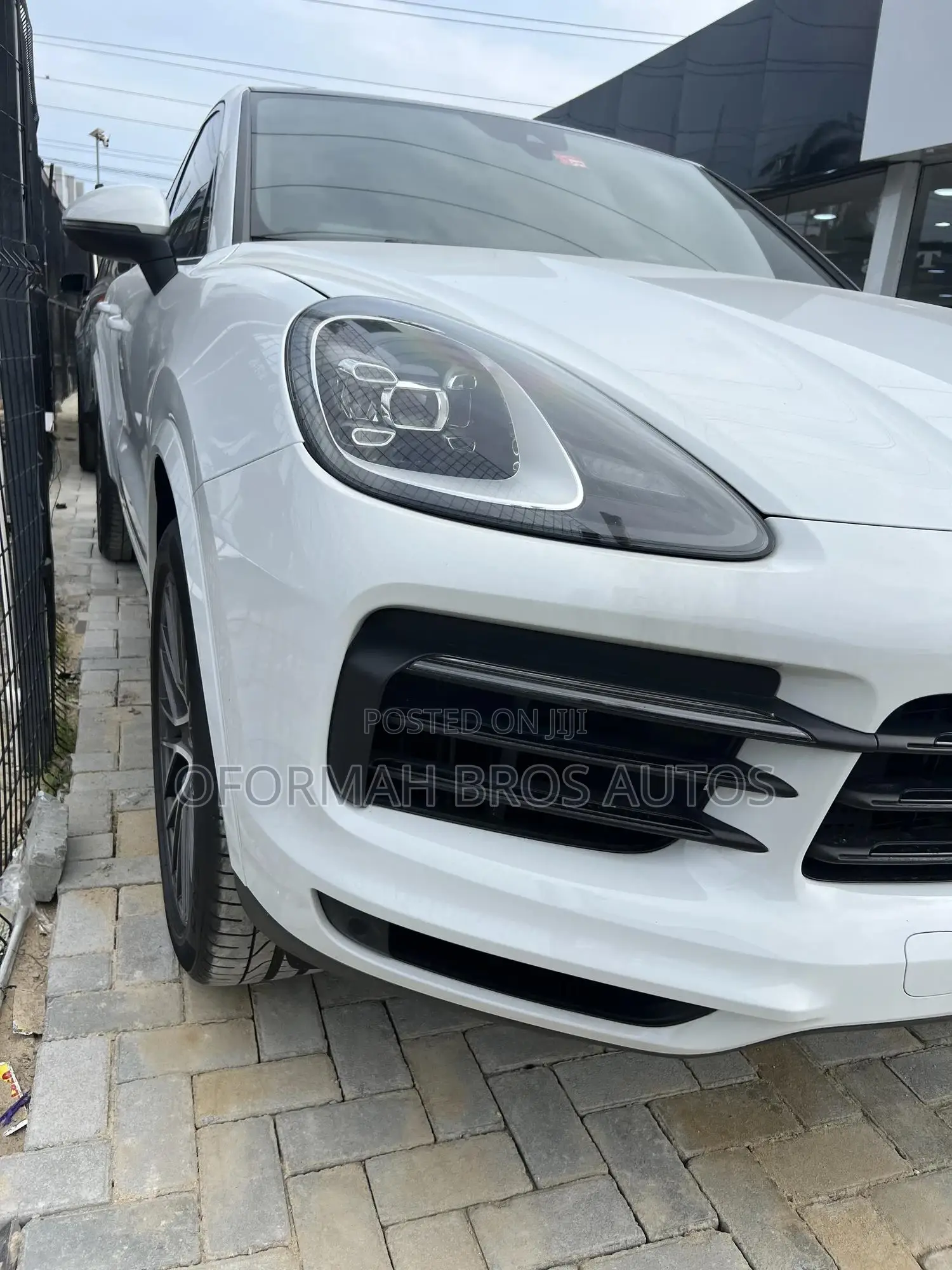 Porsche Cayenne Turbo 2021 White
