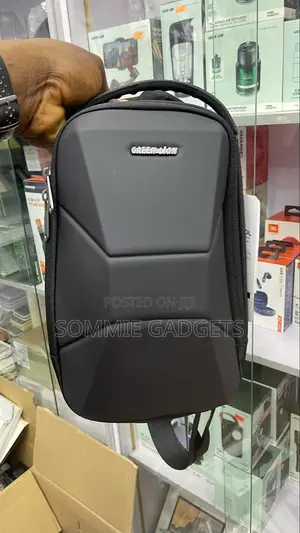 Greenlion Liverpool Crossbody Backpack