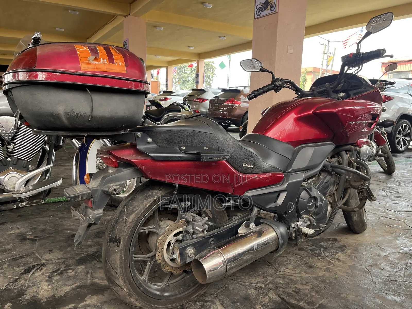 Honda 2014 Red