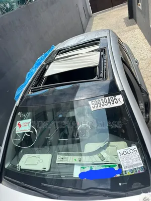 Benze Glc300 2018 Suv Panoramic Roof Glass Available