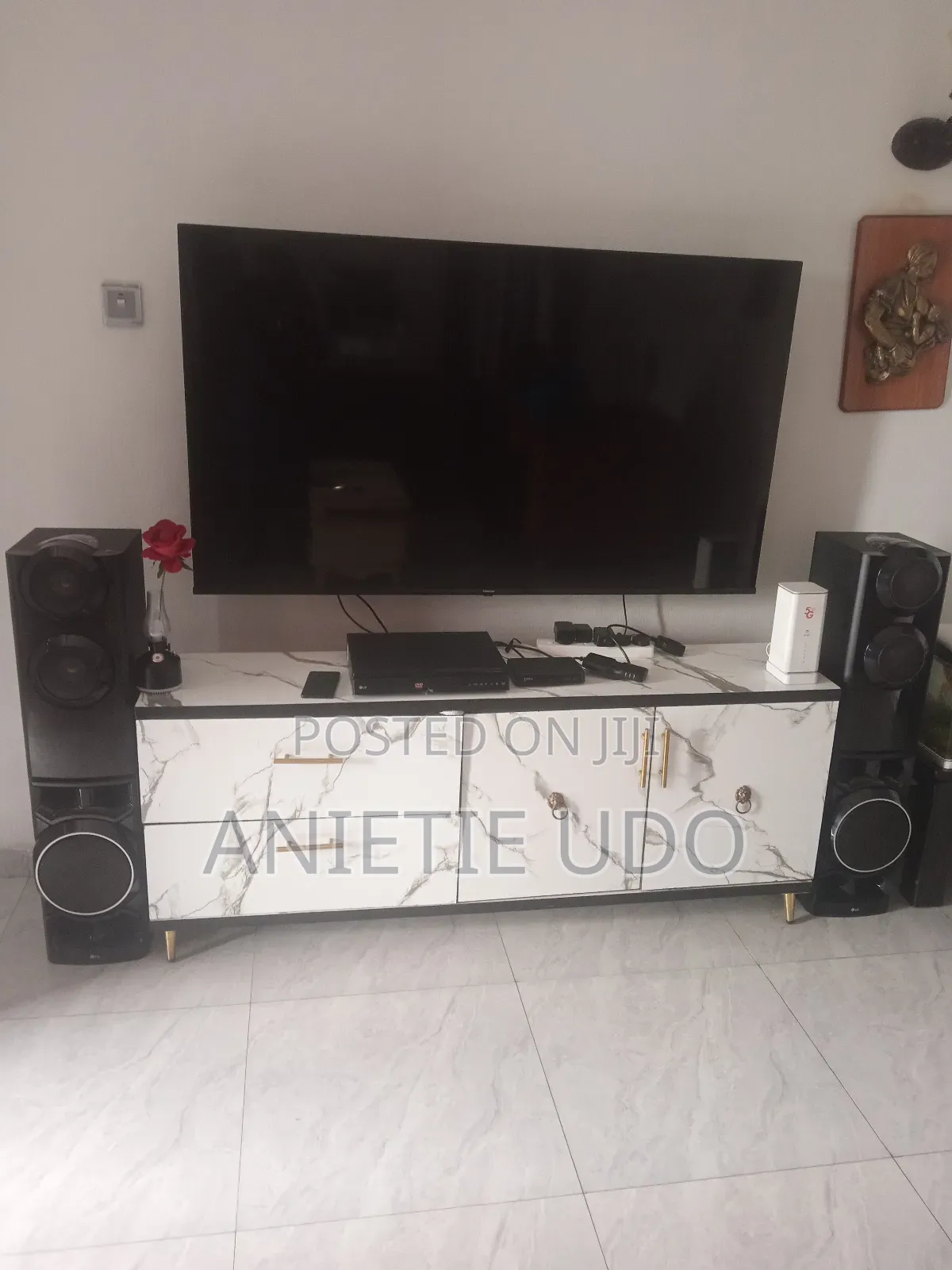 Super Tv Stand