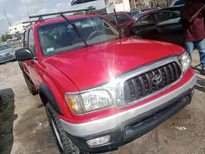 Toyota Tacoma Base 4x4 Regular Cab 103.3 in. WB 2002 Red