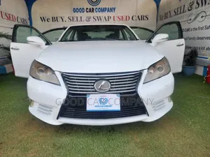 Lexus ES 350 FWD 2013 White