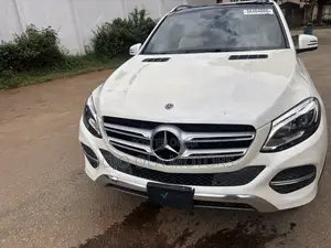 Mercedes-Benz GLE-Class 2018 White