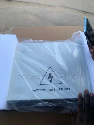 120a Felicity Combiner Box