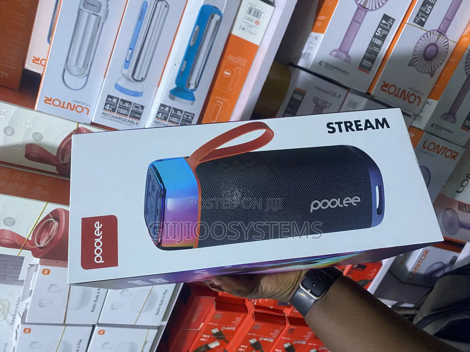 Poolee Stream