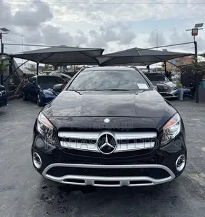 Mercedes-Benz GLA 250 2015 Black