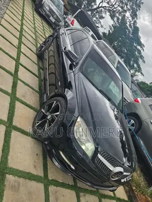 Mercedes-Benz C300 2010 Black