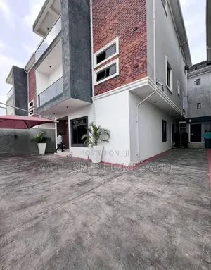 5bdrm Duplex in Lekki Phase 1 for sale