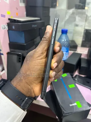 Apple iPhone 11 128 GB Black