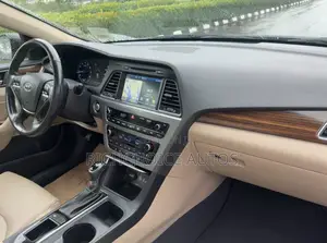 Hyundai Sonata Limited Sedan FWD (2.4L 4cyl 6A) 2016 Black