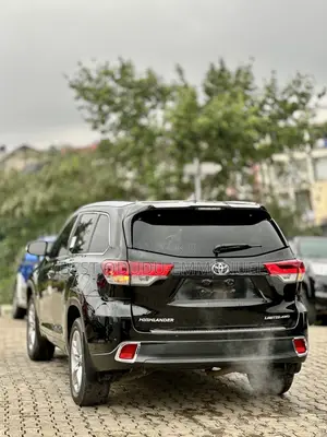 Toyota Highlander Limited 4dr SUV AWD (3.5L 6cyl 6A) 2015 Black