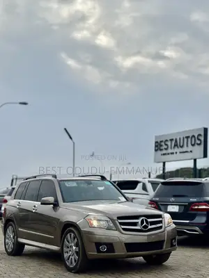 Mercedes-Benz GLK-Class 350 4MATIC 2010 Brown