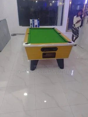 Easy 8 Coin and Marble Snooker Board