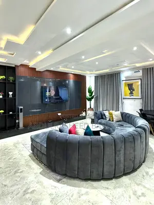 Luxury Modern 2 Bedroom Apartment With Beautiful Interior
