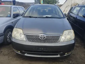 Toyota Corolla Liftback 2004 Beige