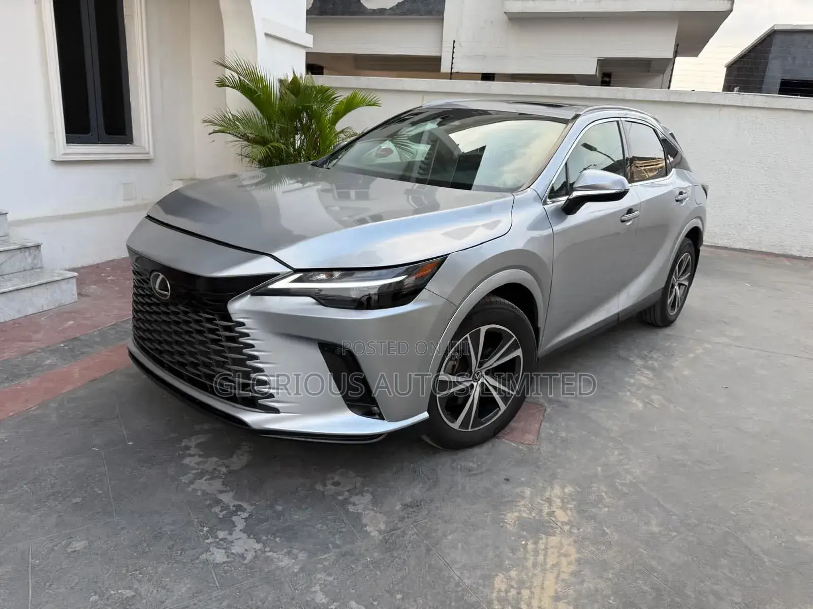 Lexus RX 2023 Silver