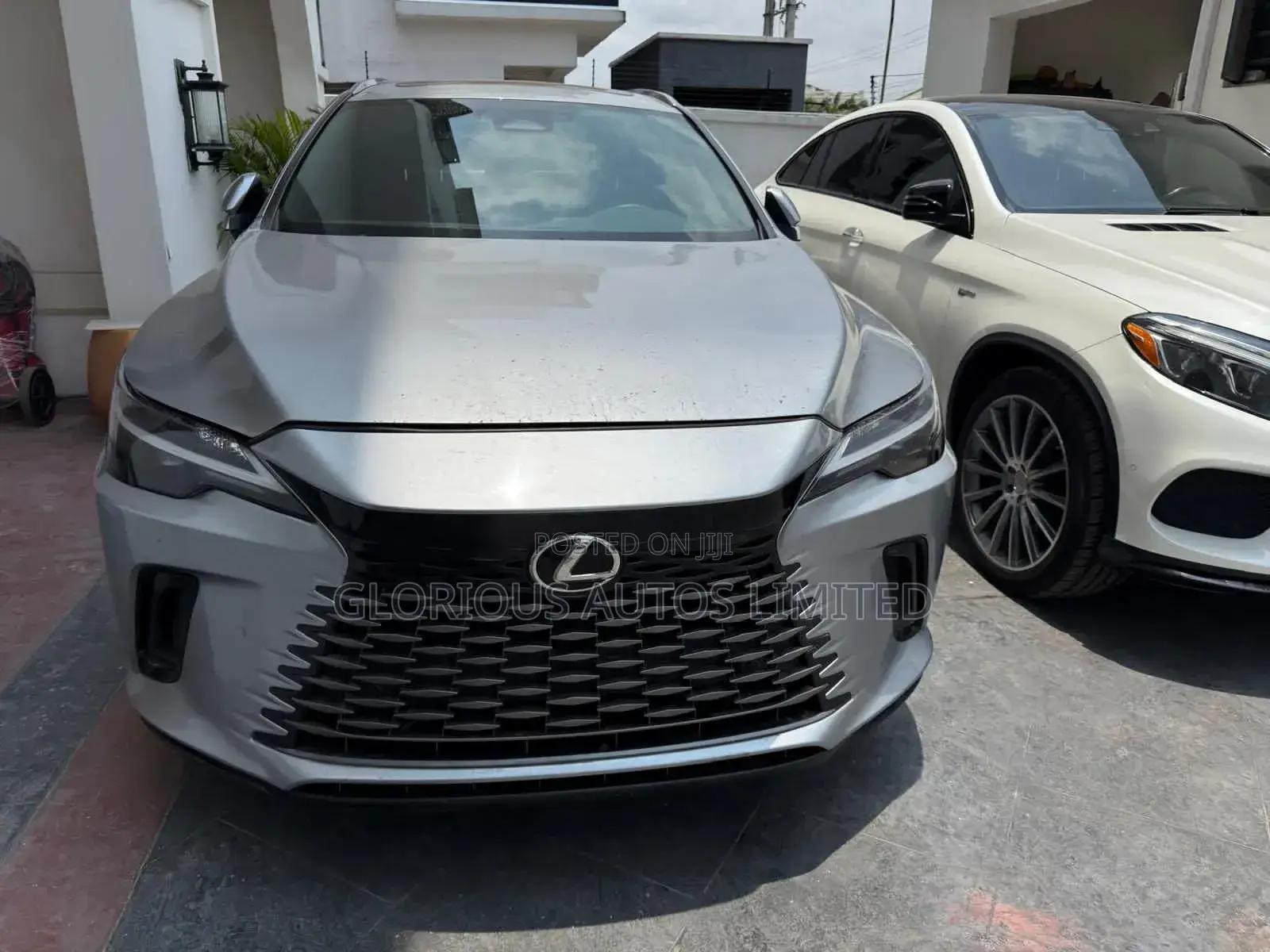 Lexus RX 2023 Silver