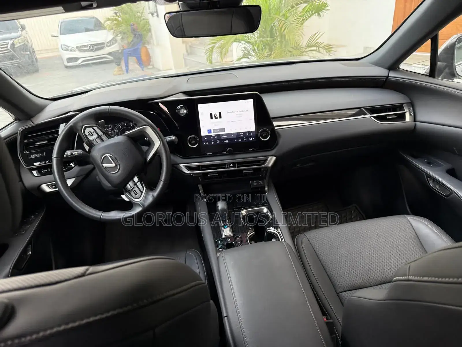 Lexus RX 2023 Silver