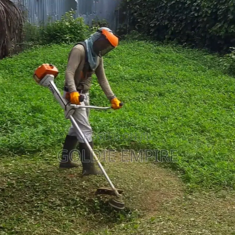 Professional Grass Cutter
