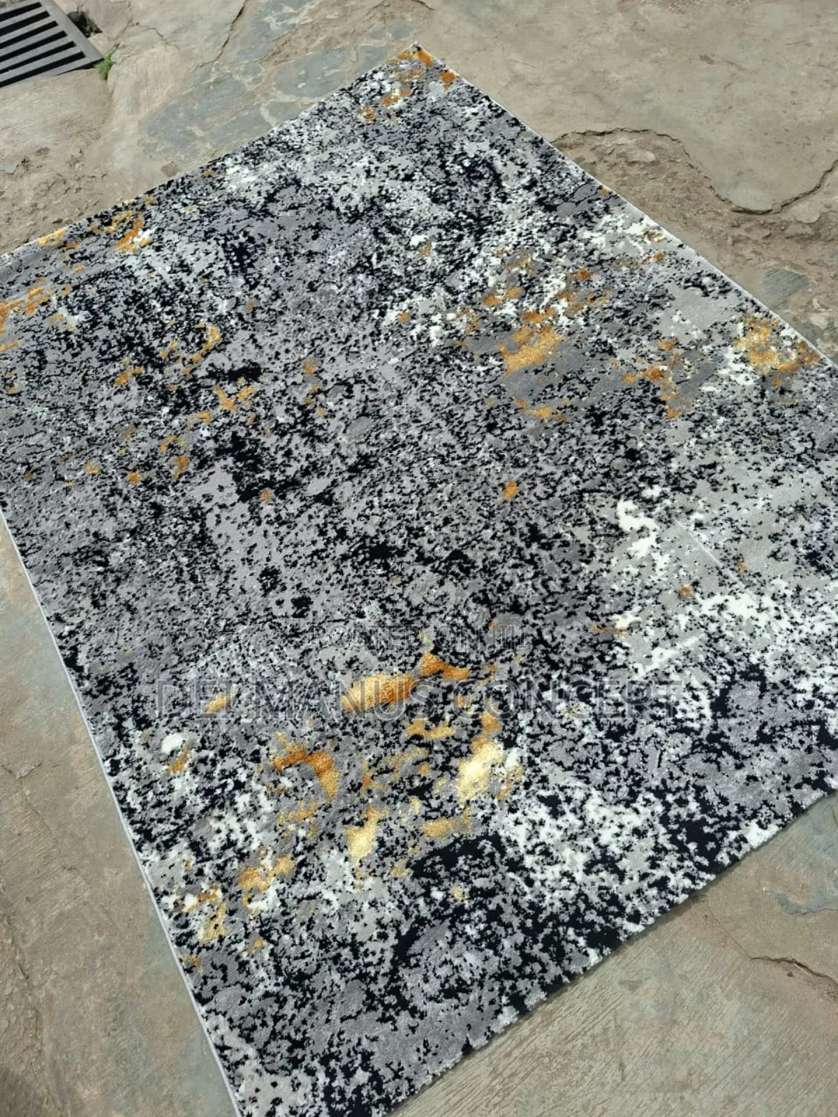 Quality Centre Rug for Living Room