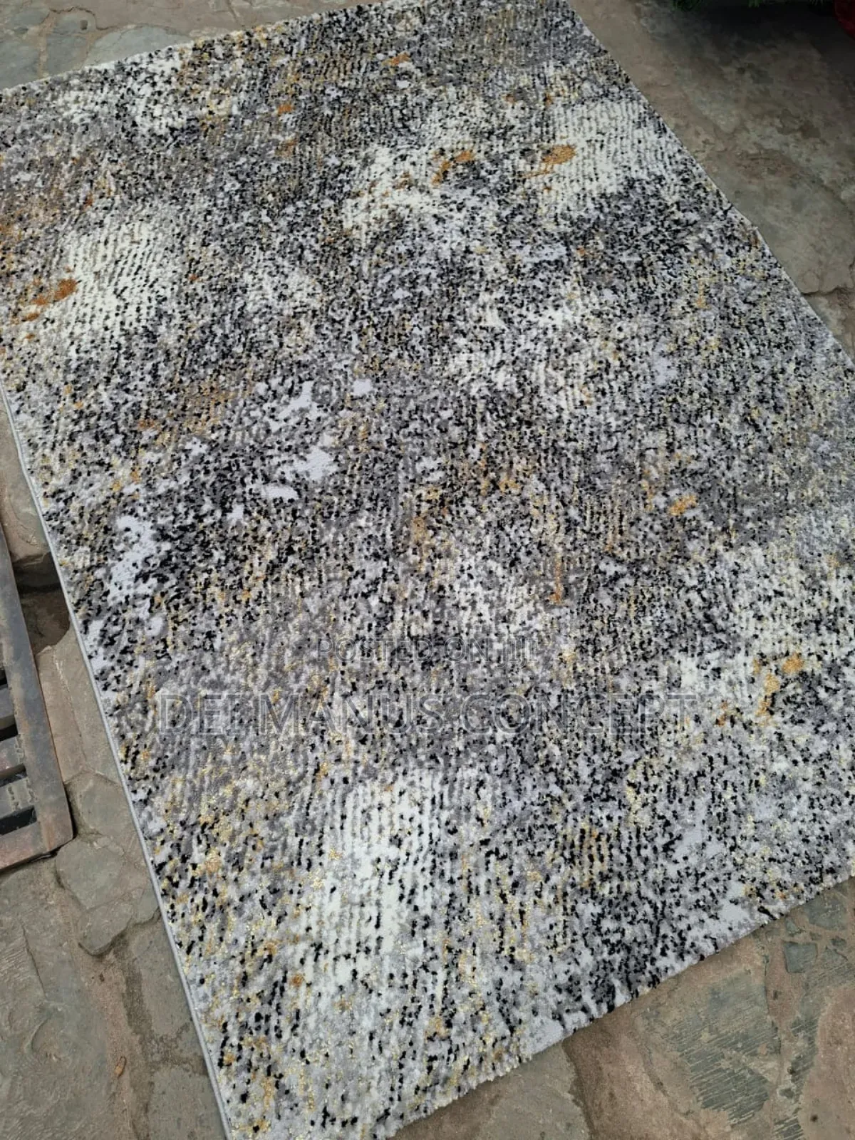 Quality Centre Rug for Living Room