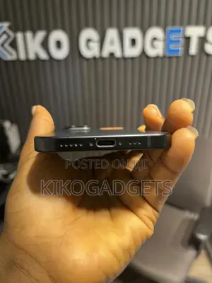Apple iPhone 15 128 GB Black