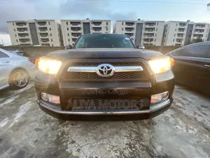 Toyota 4-Runner 2011 Black