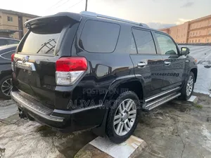 Toyota 4-Runner 2011 Black