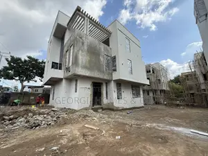 5bdrm Duplex in Life Camp for sale