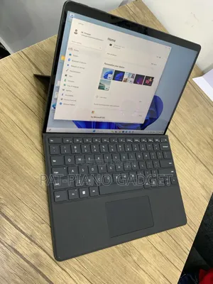 Laptop Microsoft Surface Pro 9 16GB Intel Core I7 SSD 256GB