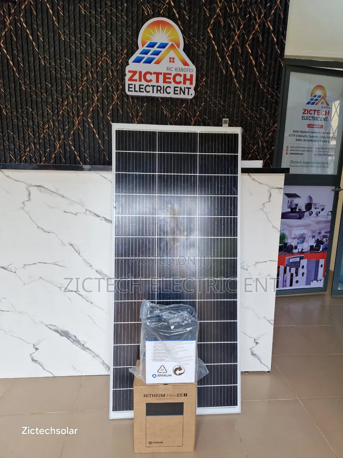 1000wh Lithium Battery, 200w Power Output With 200w Solar Panel