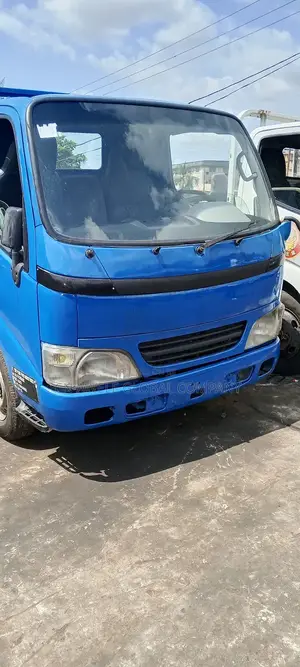 Toyota Truck 2020 Blue