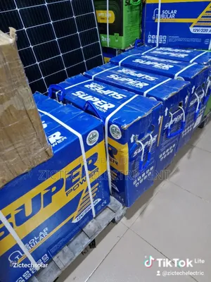 4kva Inverter With 4 220ah With 8 410w Solar Panels