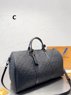 Louis Vuitton Quality Luxury Duffle Bag