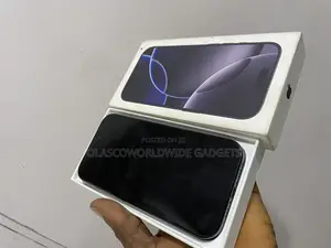 Apple iPhone 16 Pro 128 GB Black