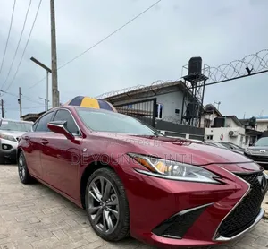 Lexus ES 350 F Sport 2020 Red
